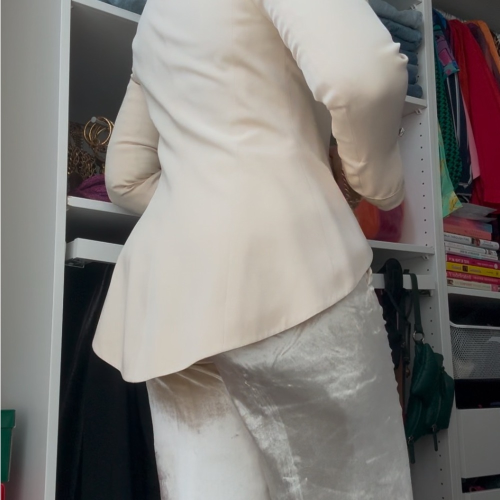 VINTAGE SILK STATEMENT BLAZER - Picture 11 of 16